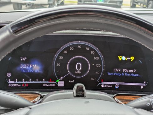 Certified 2023 Cadillac Escalade Premium Luxury image 29