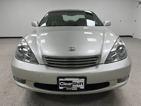Used 2003 Lexus ES 330 FWD image 3