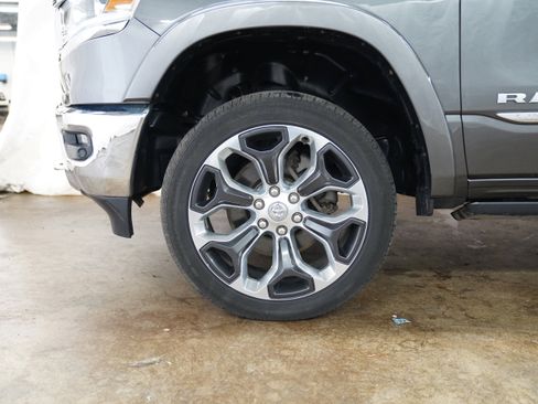 Used 2019 RAM 1500 Limited AWD/4WD image 15