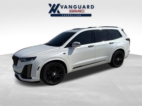 Used 2021 Cadillac XT6 Premium Luxury FWD image 1