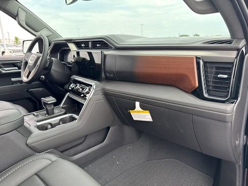 New 2026 GMC Sierra 1500 Denali AWD/4WD image 39