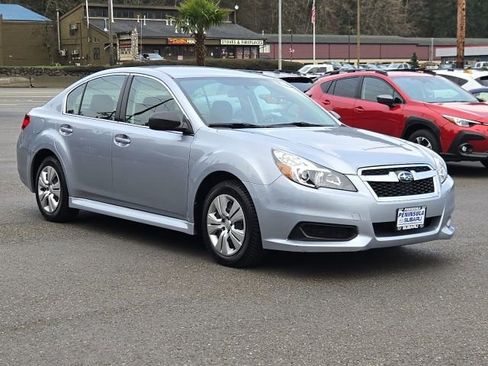 Used 2013 Subaru Legacy 2.5i image 1