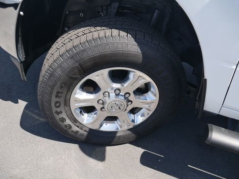 Used 2025 RAM 2500 Big Horn AWD/4WD image 13