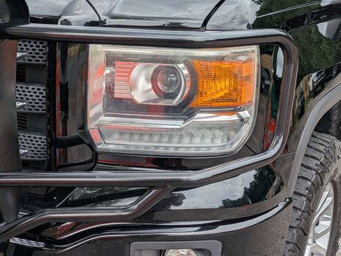 Used 2015 GMC Sierra 1500 SLT w/ All-Terrain Package AWD/4WD image 28