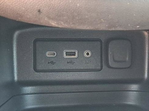 Used 2022 Chevrolet Equinox LT AWD/4WD image 26