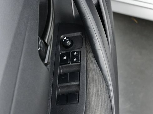 Used 2024 Toyota Corolla LE FWD image 10