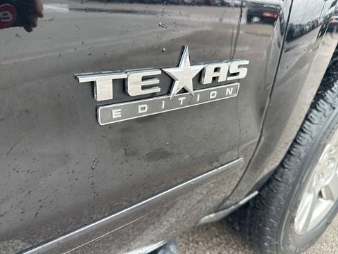 Used 2018 Chevrolet Silverado 1500 LT w/ Texas Edition image 44