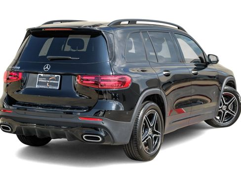 Used 2024 Mercedes-Benz GLB 250 image 7