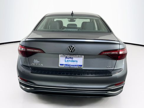 Used 2023 Volkswagen Jetta SEL FWD image 6