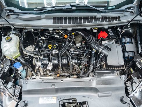 Used 2022 Ford Edge ST-Line image 20