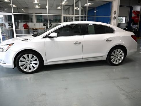 Used 2016 Buick LaCrosse Leather w/ Ultra Luxury Package AWD/4WD image 7