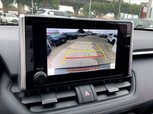 Used 2024 Toyota RAV4 XLE image 26