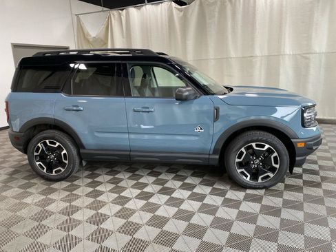 Used 2022 Ford Bronco Sport Outer Banks w/ Tech Package AWD/4WD image 8