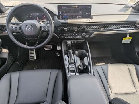 Certified 2025 Honda Accord Sport image 21