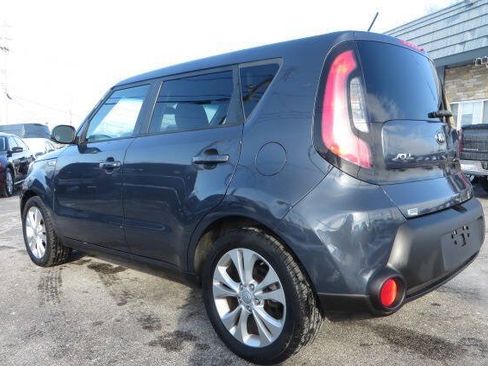 Used 2015 Kia Soul + FWD image 26