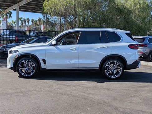 New 2026 BMW X5 sDrive40i image 5