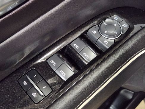Used 2021 Cadillac Escalade ESV Sport AWD/4WD image 45