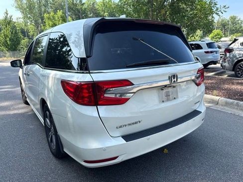 Used 2018 Honda Odyssey Touring image 15