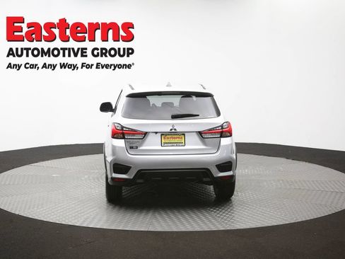 Used 2025 Mitsubishi Outlander Sport SE AWD/4WD image 35
