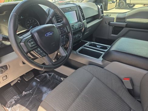 Used 2020 Ford F150 XLT w/ Equipment Group 302A Luxury AWD/4WD image 9