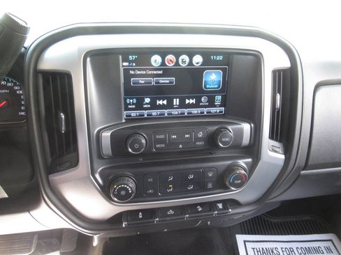 Used 2018 GMC Sierra 2500 SLE w/ SLE Preferred Package AWD/4WD image 25
