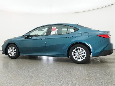 New 2026 Toyota Camry LE FWD image 20