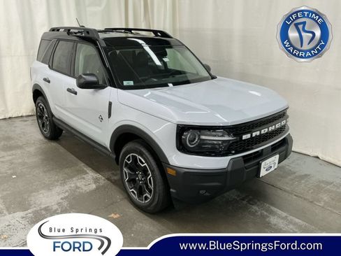 New 2026 Ford Bronco Sport Outer Banks AWD/4WD image 1