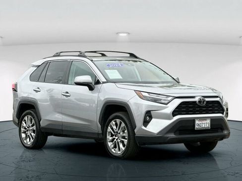 Used 2024 Toyota RAV4 XLE Premium w/ Weather Package FWD image 8
