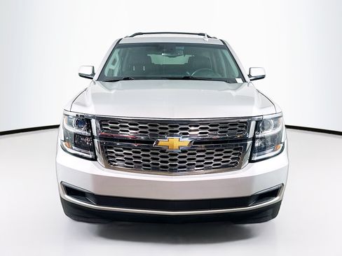 Used 2017 Chevrolet Tahoe LT RWD image 2