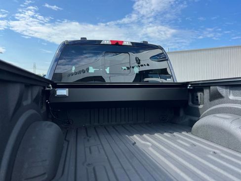 New 2025 Ford F250 Lariat w/ Lariat Ultimate Package image 24