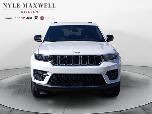 New 2026 Jeep Grand Cherokee Laredo RWD image 18