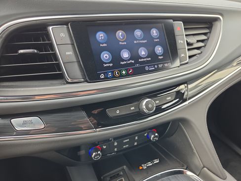 Used 2024 Buick Enclave Essence w/ Sport Touring Edition image 19