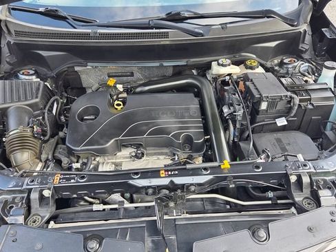 Used 2023 Chevrolet Equinox LT FWD image 21