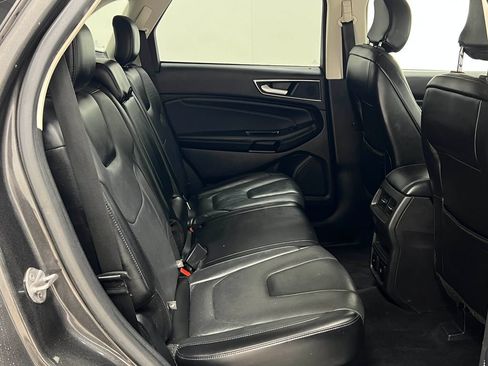 Used 2017 Ford Edge Titanium w/ Equipment Group 301A AWD/4WD image 33