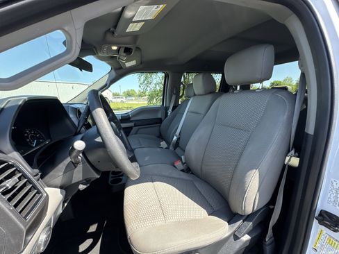 Used 2019 Ford F150 XLT image 11