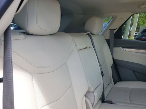 Certified 2024 Cadillac XT5 Premium Luxury w/ Technology Package FWD image 25