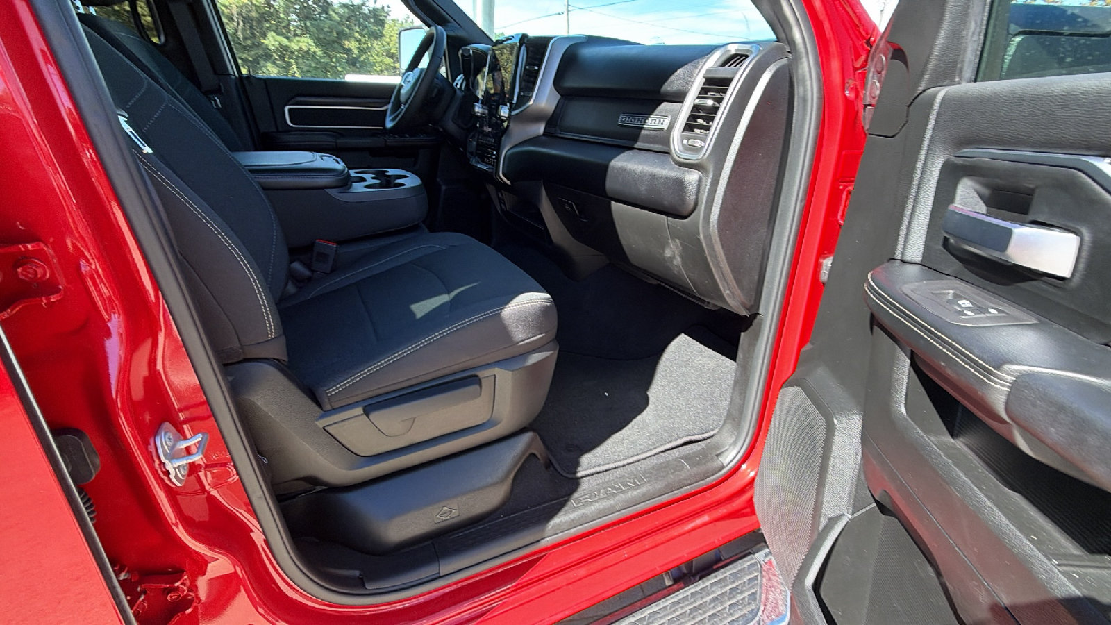 Used 2026 RAM 2500 Big Horn AWD/4WD image 17