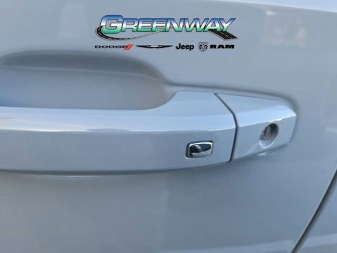 Used 2024 GMC Sierra 1500 AT4 w/ Technology Package AWD/4WD image 29