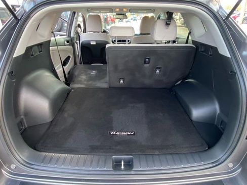 Used 2021 Hyundai Tucson Value w/ Cargo Package image 23