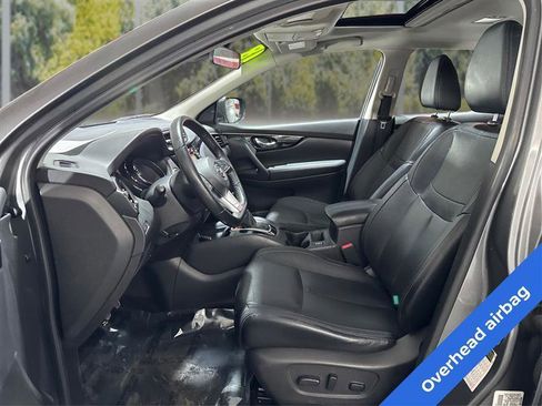 Used 2018 Nissan Rogue Sport SL w/ SL Premium Package image 9