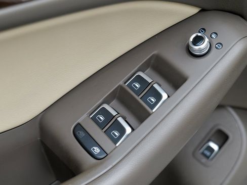 Used 2016 Audi Q5 2.0T Premium image 15