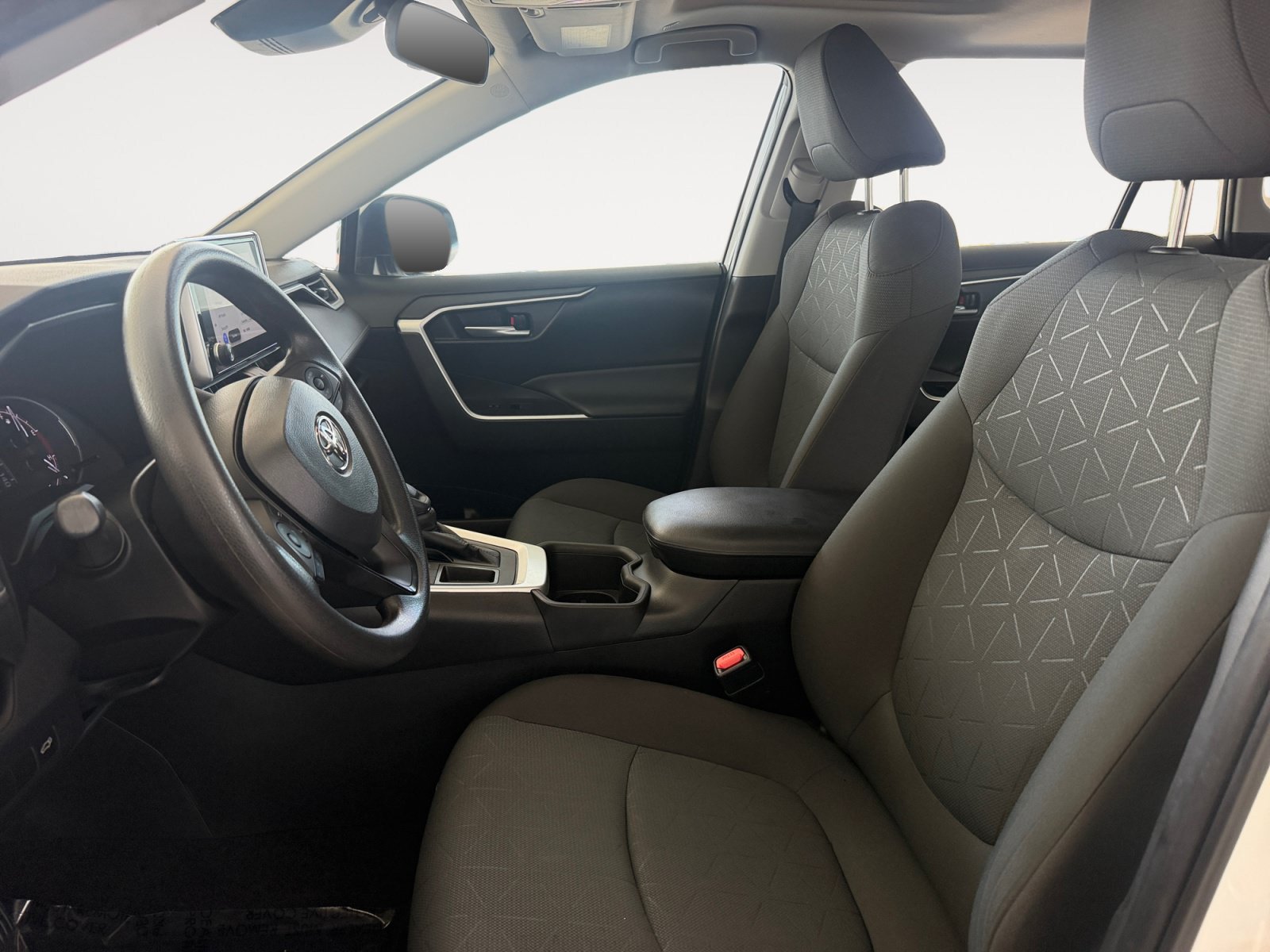 Used 2023 Toyota RAV4 XLE w/ Convenience Package FWD image 18