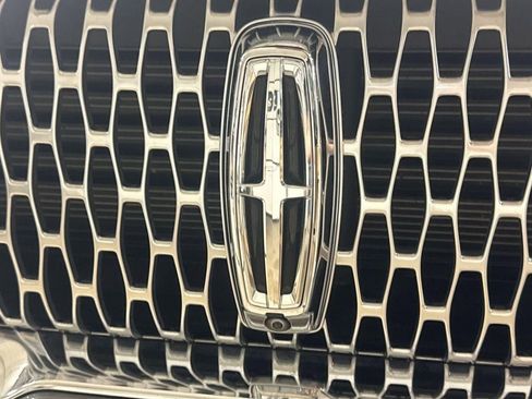 Certified 2022 Lincoln Corsair Reserve w/ Equipment Group 201A AWD/4WD image 9