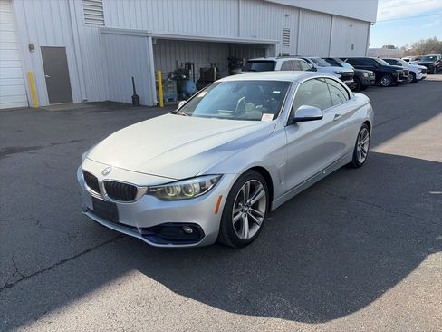 Used 2018 BMW 430i Convertible image 3