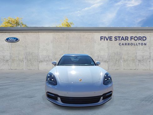 Used 2018 Porsche Panamera 4S image 3