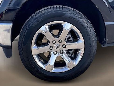 Used 2022 Ford F150 Lariat w/ Equipment Group 502A High image 8