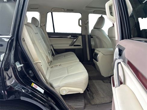 Used 2018 Lexus GX 460 460 image 18