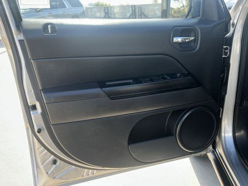 Used 2015 Jeep Patriot Sport w/ Power Value Group image 20