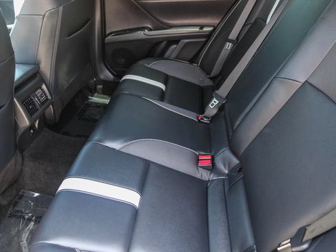 Used 2025 Toyota Camry SE w/ Convenience Package FWD image 18