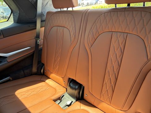 Certified 2026 BMW X7 M60i AWD/4WD image 34
